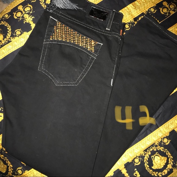 Robins Jeans